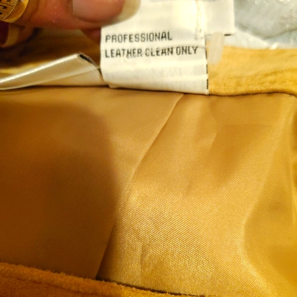 Leather Newport News Camel Fringe Suede Skirt - Picture 9 of 10